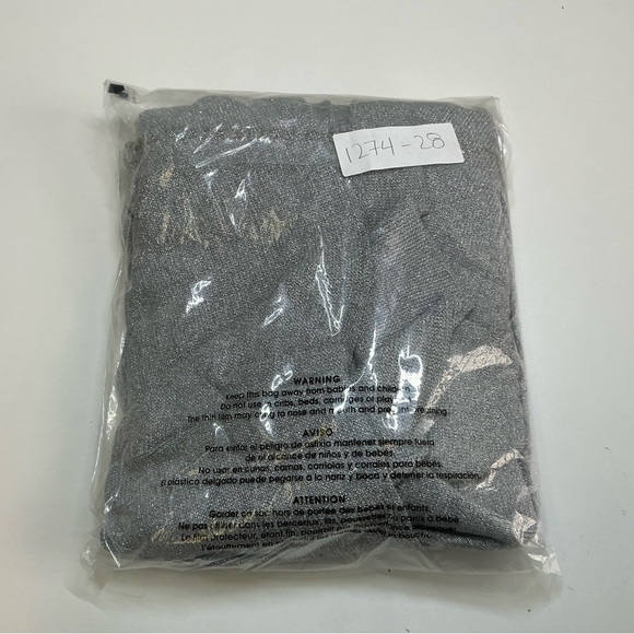 ELLEN TRACY Women’s Sparkly Metallic Longsleeve Ruffled Sweater Size XS - Picture 6 of 6